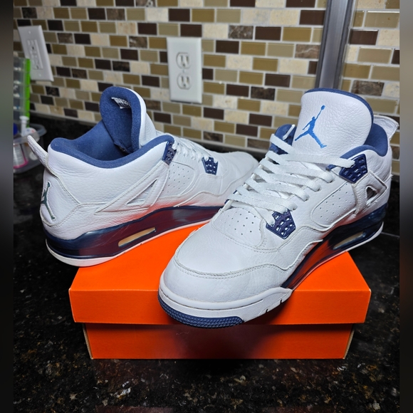 Jordan 4 Retro LS, Size 12 Mens, **EUC** - Picture 2 of 7